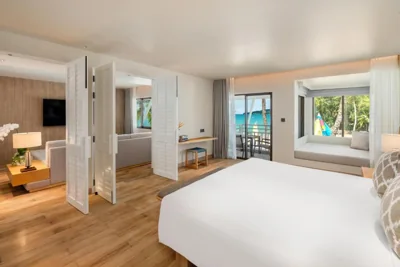 Ocean Front Suite de 1 dormitorio y 1 cama extragrande — SAii Laguna Phuket